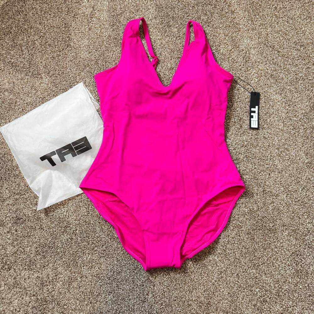 TA3 Plungey Shaping Slimming Swimsuit NWT Size XL Short Tummy Control $188 Pink
